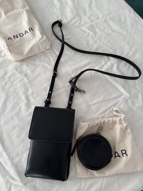 Andar Black Leather Crossbody Phone Pouch with Coin Case